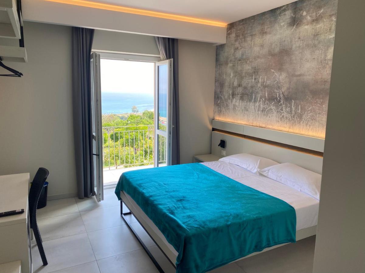 Gabriel Holidays Tropea Luaran gambar